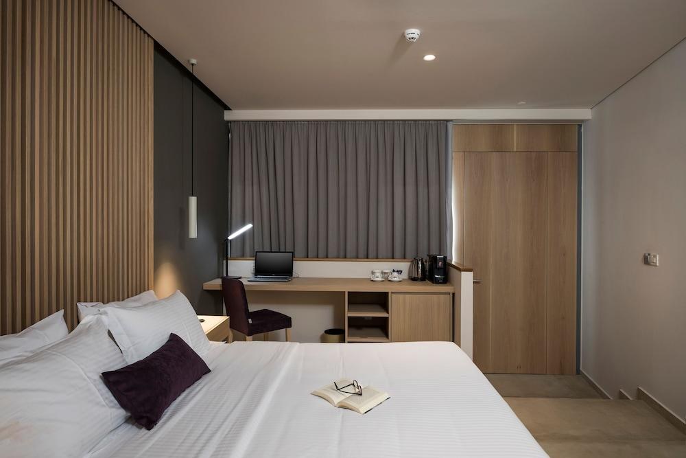 Trianon Luxury Apartments & Suites photo 2