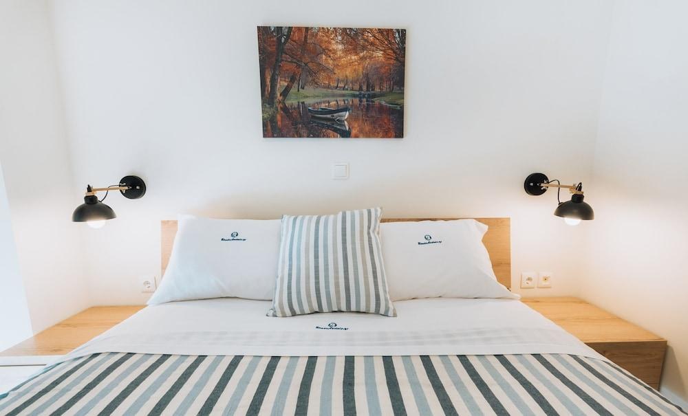 RHODES PORT HAVEN SUITE photo 2