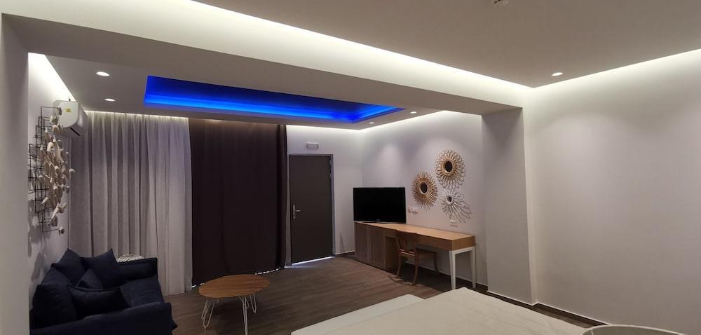 VILLAGGIO HOTEL - ADULTS ONLY photo 1