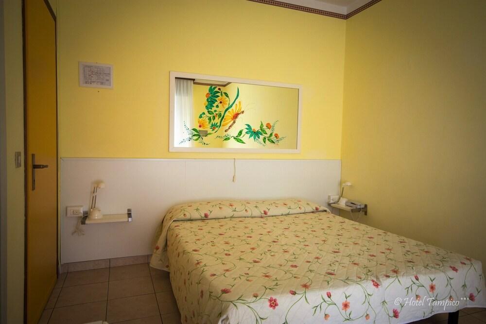 HOTEL TAMPICO photo 1