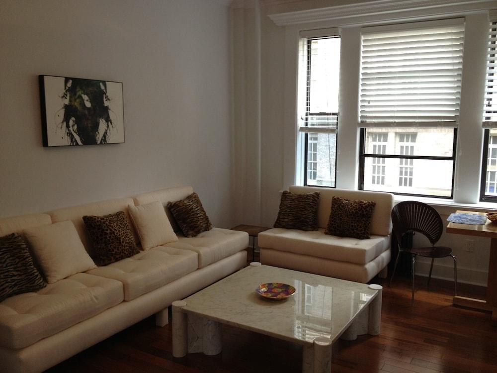 The Inn at Irving Place photo 4