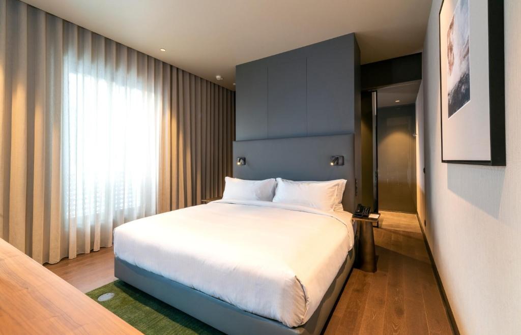 Hilton Porto Gaia photo 2
