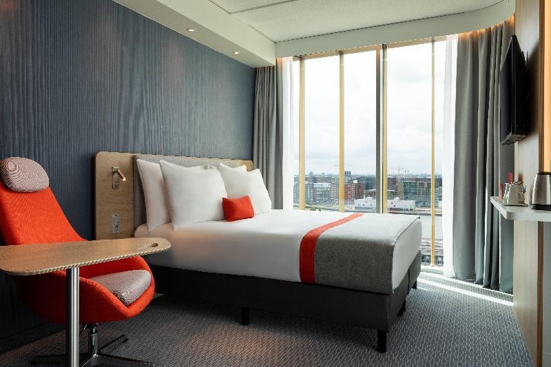 Holiday Inn Express Amsterdam - North Riverside photo 2