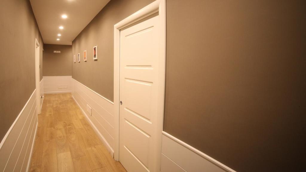 7th Floor Suite