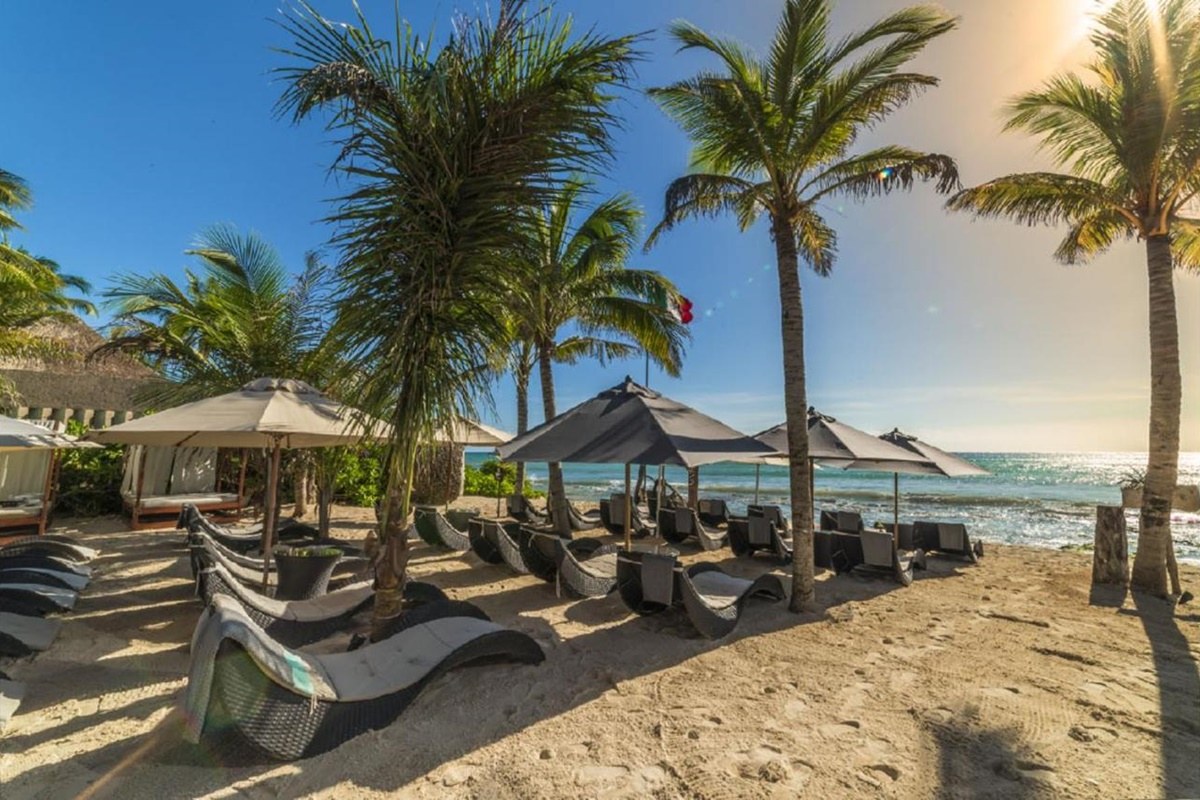 MVNGATA BEACH HOTEL photo 2