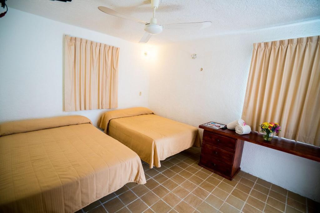 Ahava Hotel photo 3
