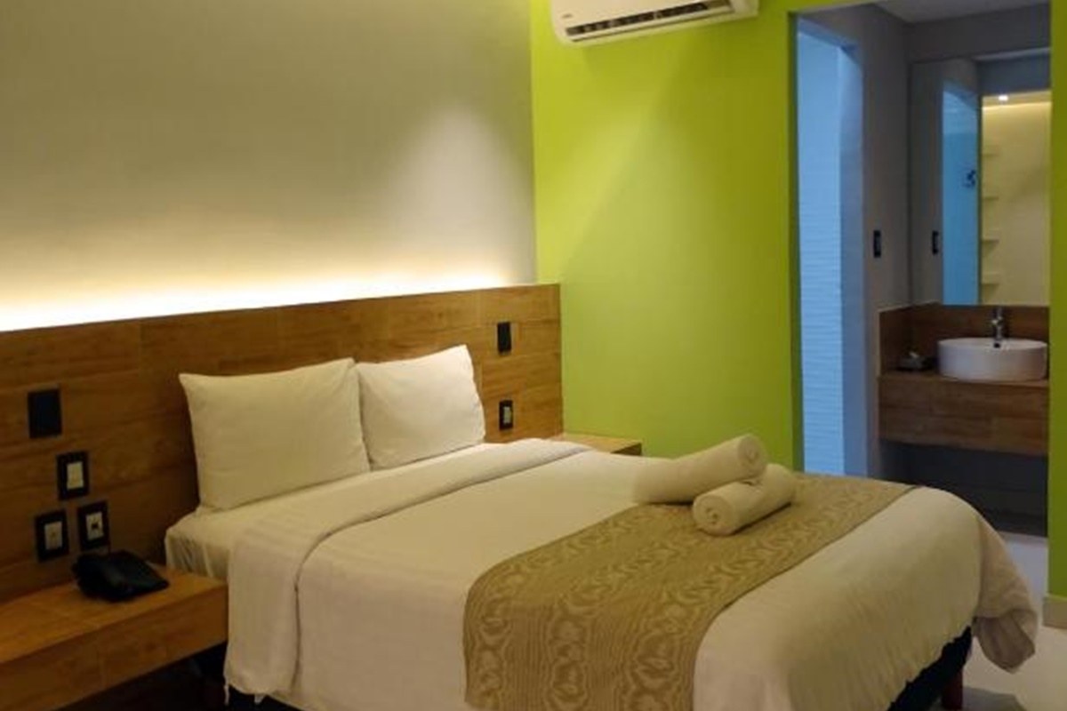 KAVIA PLUS HOTEL photo 2