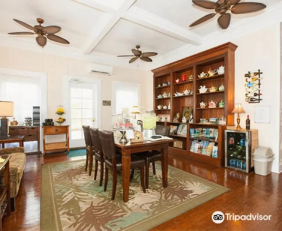 The Guesthouses at Southernmost Beach Resort photo 3