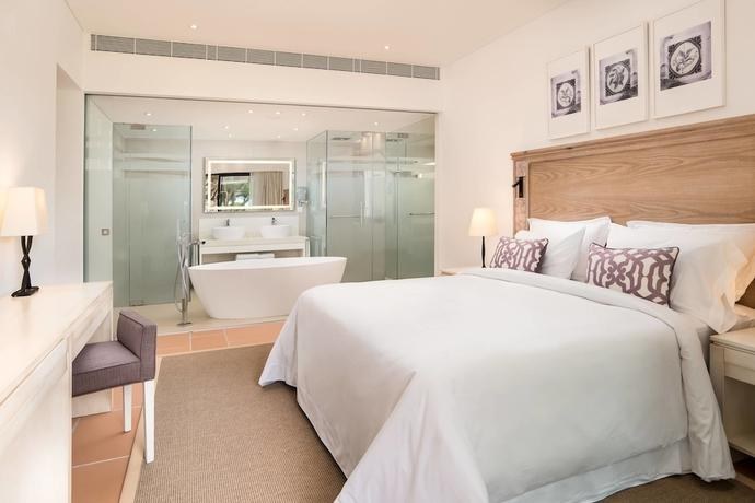 Pine Cliffs Ocean Suites A Luxury Collection Resort & Spa photo 3