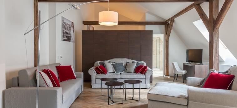 H7 PALACE APARTHOTEL