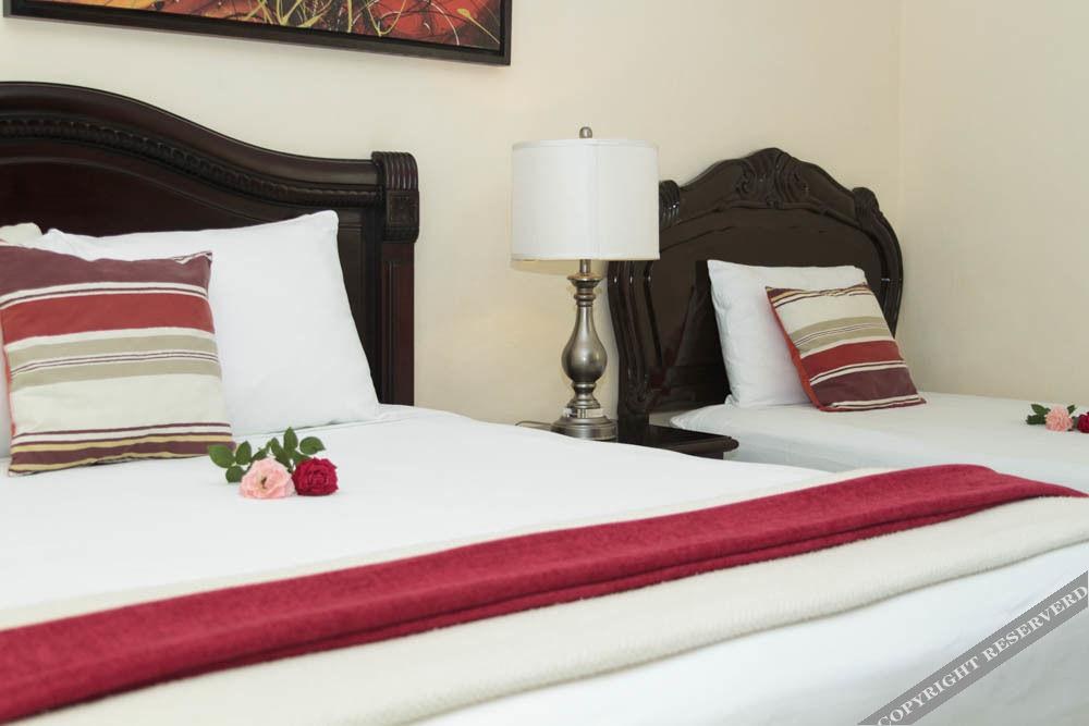 Hotel Nadet Suites