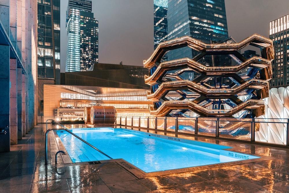 Equinox Hotel New York photo 4