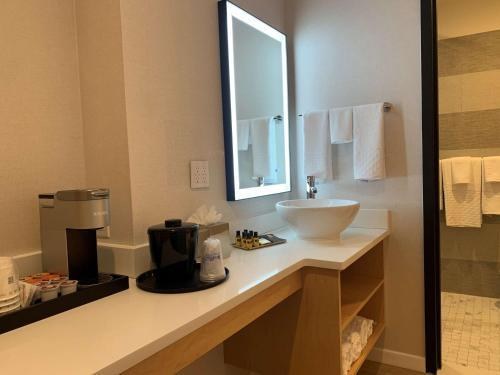 Best Western Plus Soho Hotel photo 4