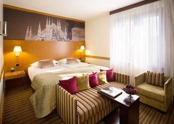 Starhotels Tourist photo 2