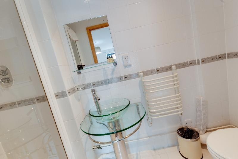 Base Serviced Apartments ¿ Duke Street photo 2
