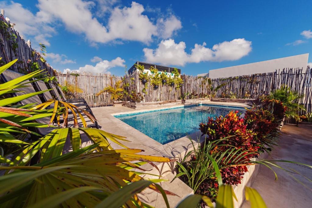 MARARENA CONDOS BY NAH HOTELS