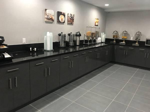 Wingate by Wyndham Jamaica NY/ AirTrain JFK