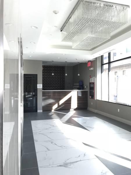Wingate by Wyndham Jamaica NY/ AirTrain JFK photo 2