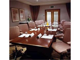 Golden Jubilee Hotel photo 1