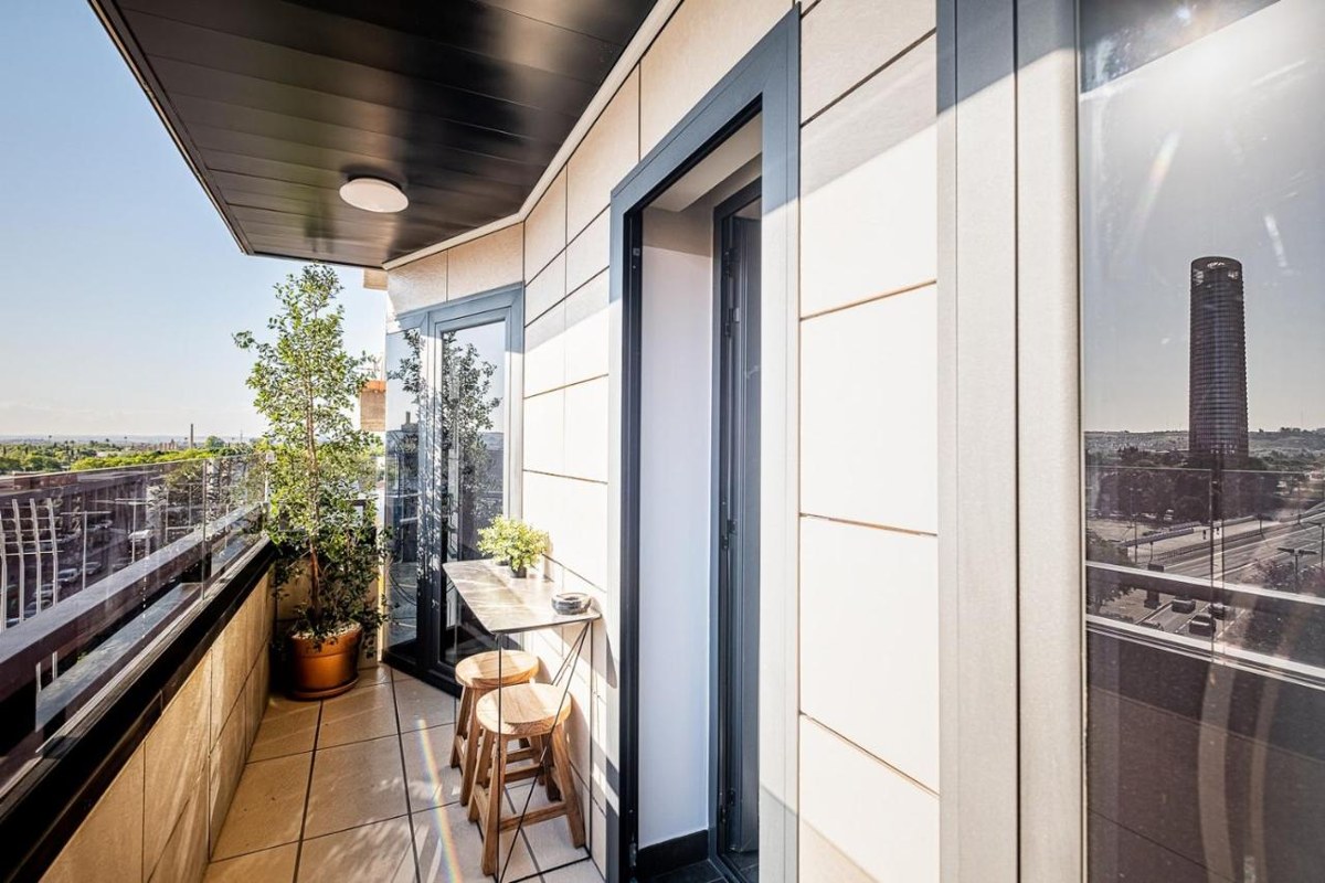 ON SUITES APARTMENTS DESIGNED FOR ADULTS photo 4