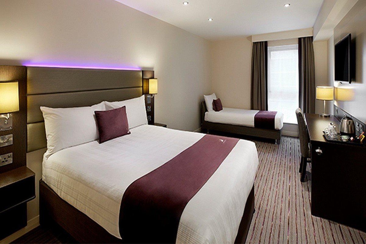 Premier Inn Manchester Trafford Centre Nth photo 2