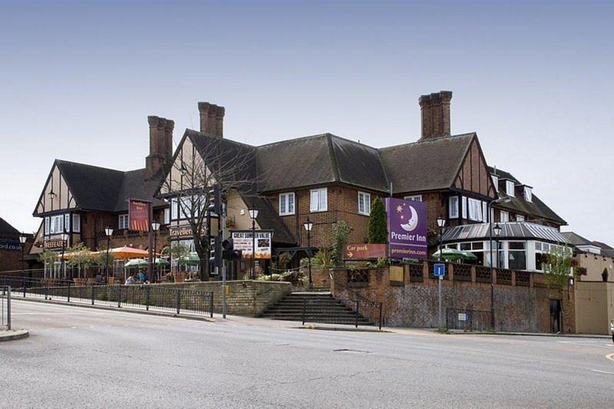 Premier Inn London Harrow photo 3