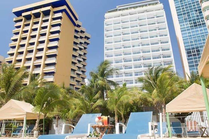 SNTSS BY Bnow Hotels Acapulco photo 1