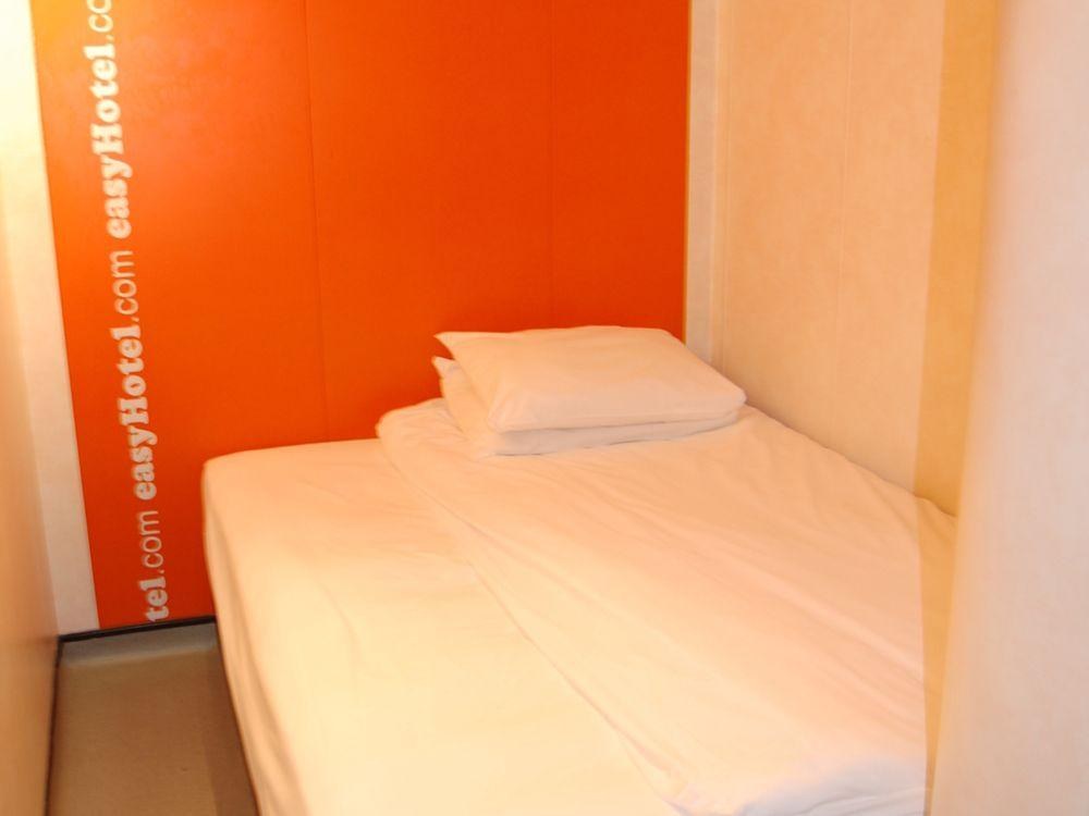 Easyhotel South Kensington photo 2