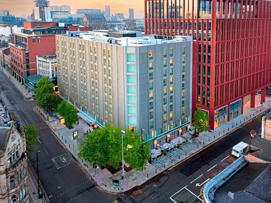 YOTEL Manchester Deansgate