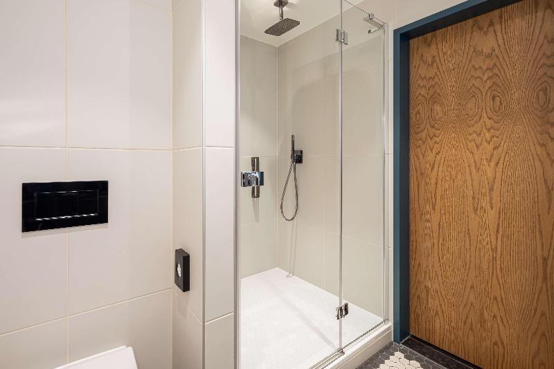 The Gantry London Curio Collection By Hilton
