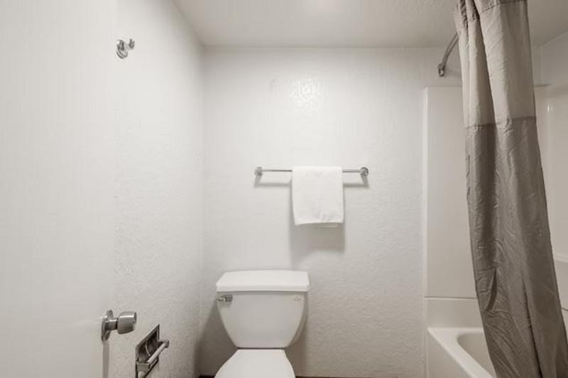 OYO Hotel Houston Katy Freeway photo 3