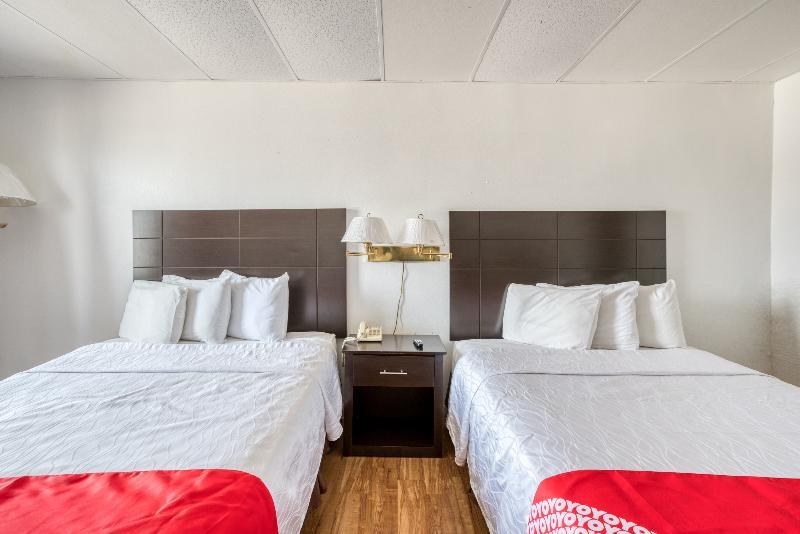 OYO Hotel San Antonio Lackland Air Force Base West photo 4