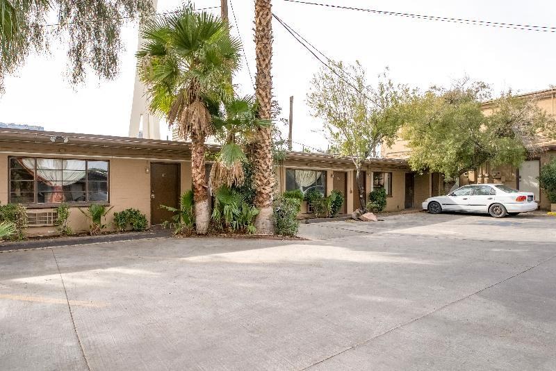OYO Oasis Motel Las Vegas I-15 photo 1