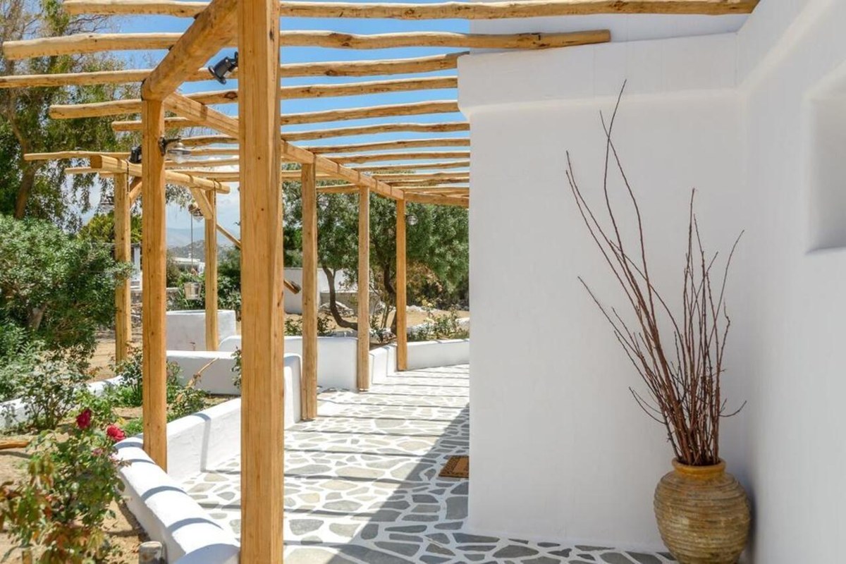 Glaronissi Beach Luxury Suites and Apartments photo 4