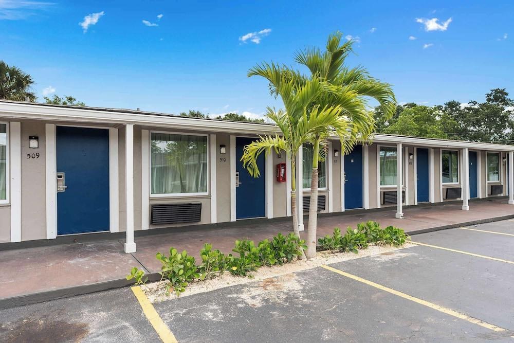 Travelodge by Wyndham Kissimmee/Orlando