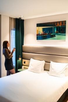 BOUTIQUE HOTEL CORONA photo 3