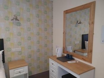 THE BOURNBROOK INN photo 3