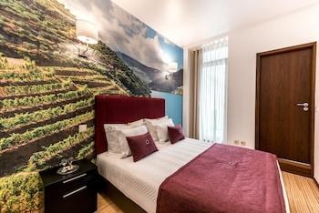 LOUNGE INN photo 2