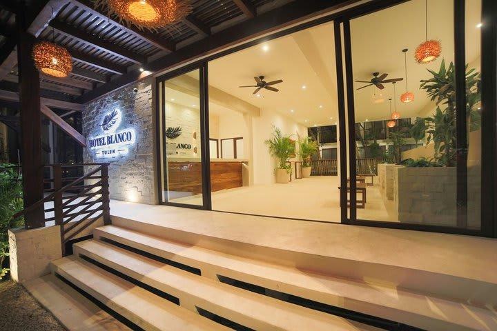 Hotel Blanco Tulum photo 2