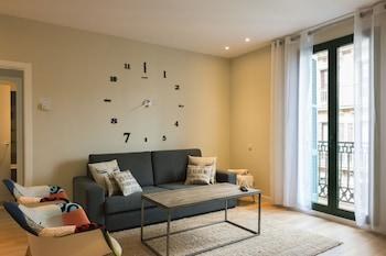 PALAU DE LA MUSICA APARTMENTS