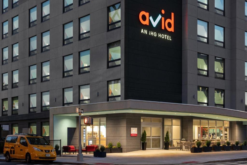 avid hotel Brooklyn Dyker Heights by IHG photo 1