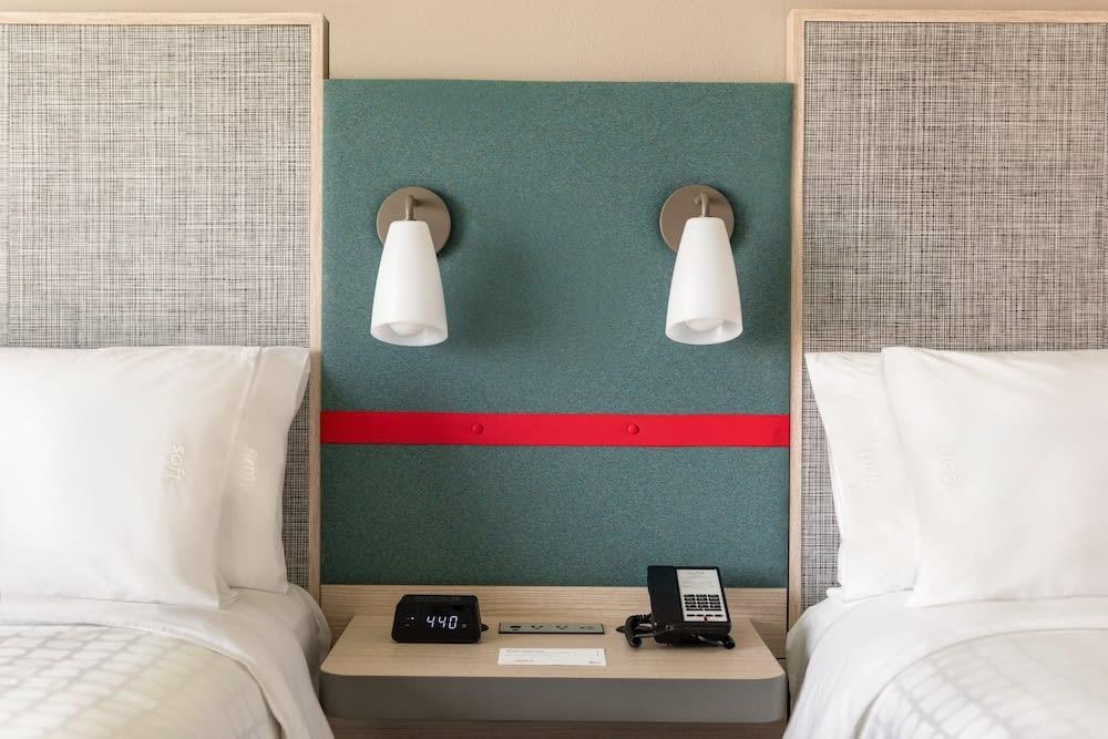 Avid Hotels Orlando International Airport by IHG
