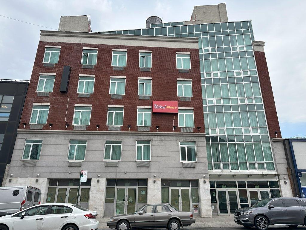 Red Roof PLUS+ Brooklyn - Flatbush Ave
