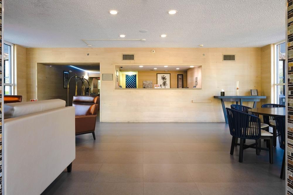 The Palms Inn & Suites Miami, Kendall, FL photo 3