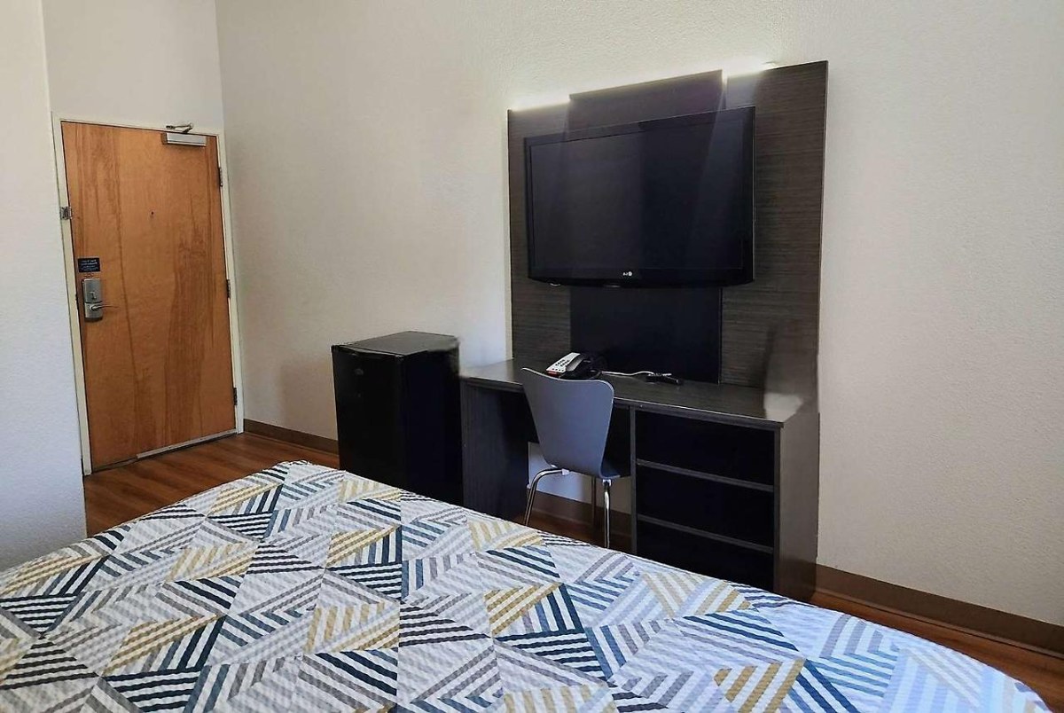 Baymont by Wyndham San Antonio Airport photo 4
